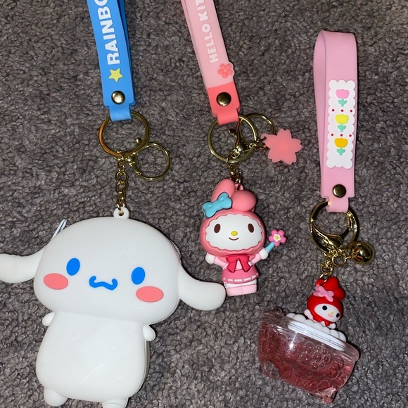 Hello kitty keychain collection - Picture 1 of 3